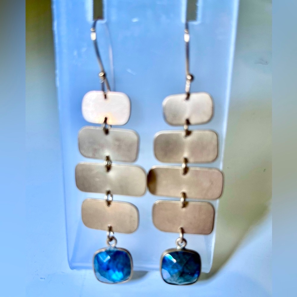 Gold metal earrings with labrodiote stone